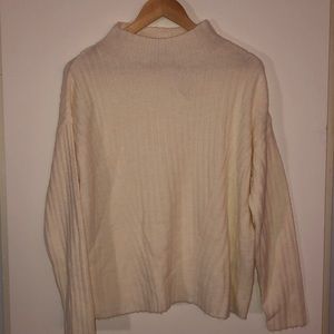 Women| White Cozy textured tunic sweater